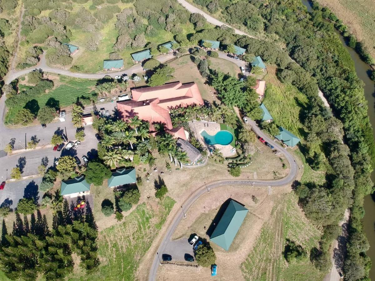 Rivland Resort Païta Esterno foto