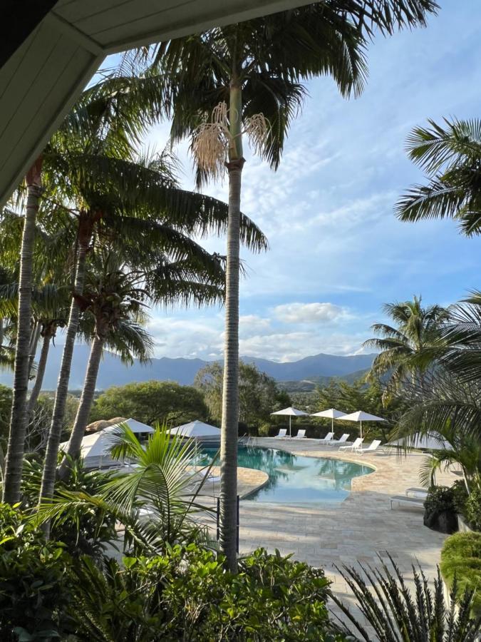 Rivland Resort Païta Esterno foto