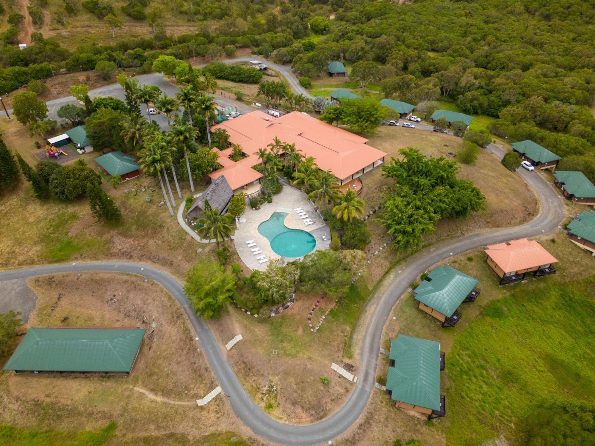 Rivland Resort Païta Esterno foto